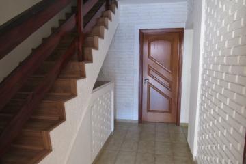 Botucatu Centro Casa Venda R$800.000,00 3 Dormitorios 2 Vagas Area do terreno 250.00m2 Area construida 235.80m2