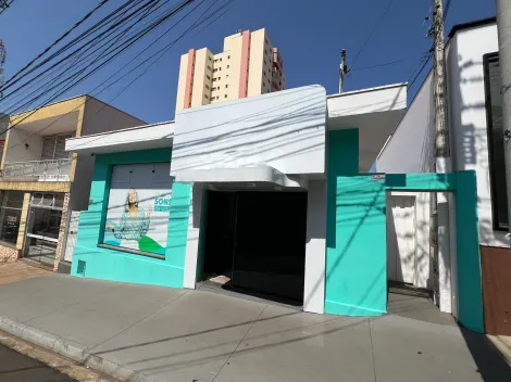 Botucatu Centro Estabelecimento Venda R$519.000,00  Area do terreno 200.00m2 Area construida 160.00m2
