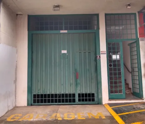 Botucatu Centro Comercial Locacao R$ 700,00 Condominio R$60,00  1 Vaga 