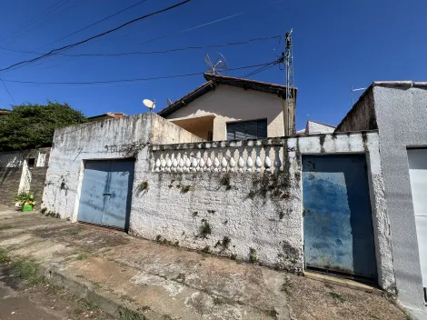 Botucatu Vila Silvinha Casa Venda R$270.000,00 2 Dormitorios 1 Vaga Area do terreno 200.00m2 Area construida 131.30m2