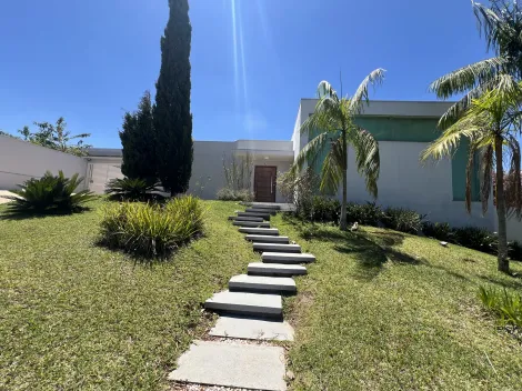 Botucatu Residencial Parque Laguna I Casa Venda R$2.000.000,00 Condominio R$350,00 3 Dormitorios 8 Vagas Area do terreno 1000.00m2 Area construida 224.47m2