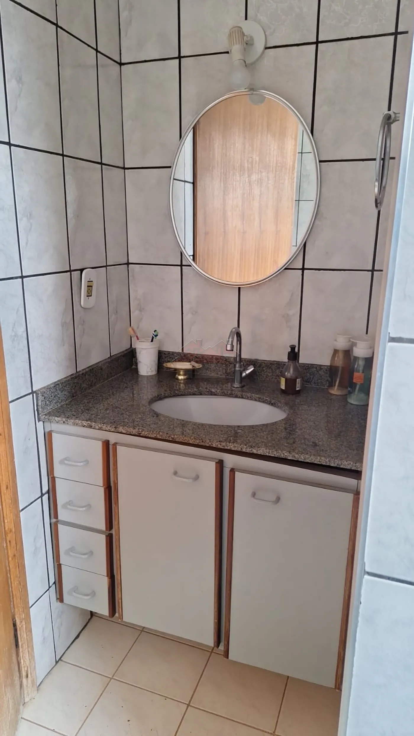 Alugar Apartamento / Padr&atilde;o sem Condom&iacute;nio em Ribeir&atilde;o Preto R$ 1.200,00 - Foto 11