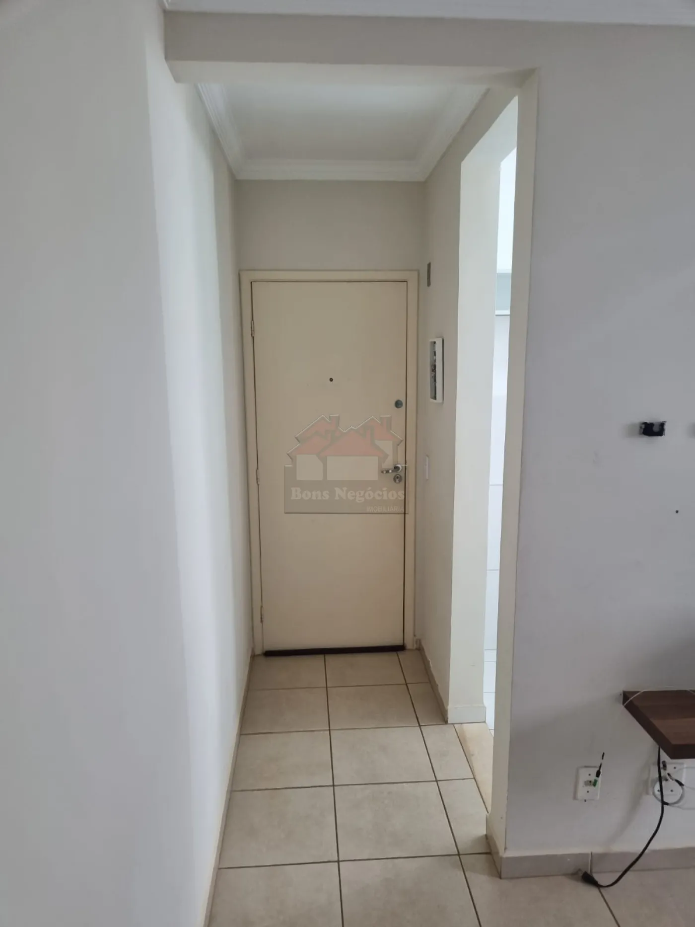 Alugar Apartamento / Aluguel em Ribeir&atilde;o Preto R$ 1.200,00 - Foto 8