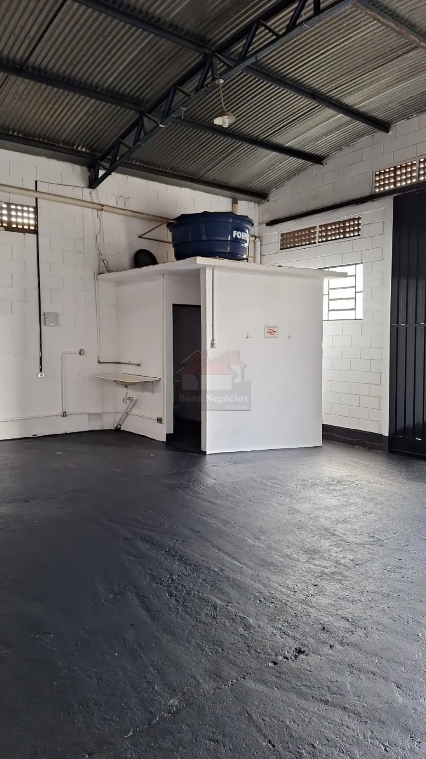 Alugar Comercial / Sal&atilde;o em Ribeir&atilde;o Preto R$ 4.800,00 - Foto 3