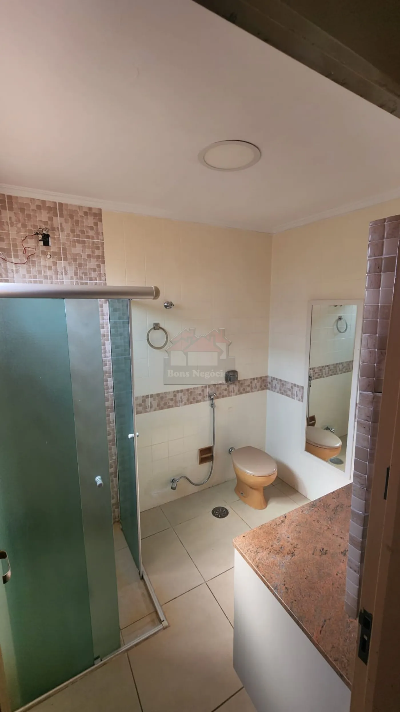 Alugar Apartamento / Padr&atilde;o em Ribeir&atilde;o Preto R$ 1.700,00 - Foto 13