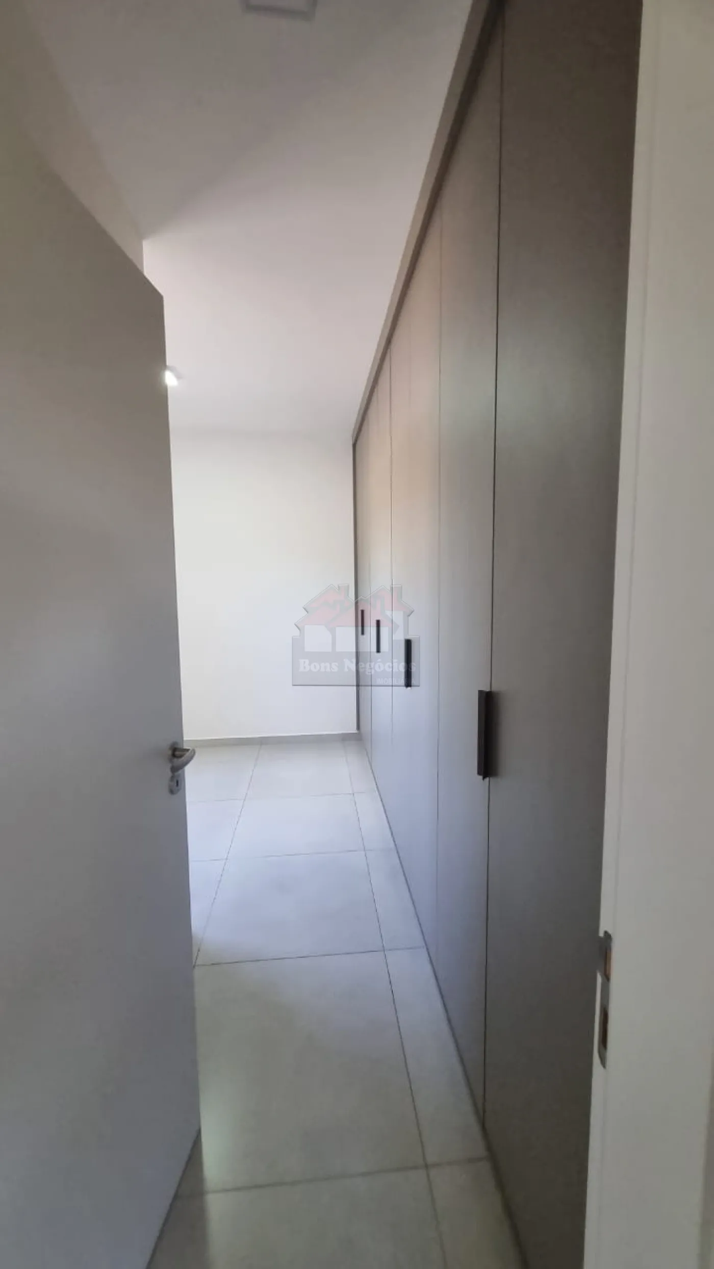 Comprar Apartamento / Padr&atilde;o sem Condom&iacute;nio em Ribeir&atilde;o Preto R$ 900.000,00 - Foto 2
