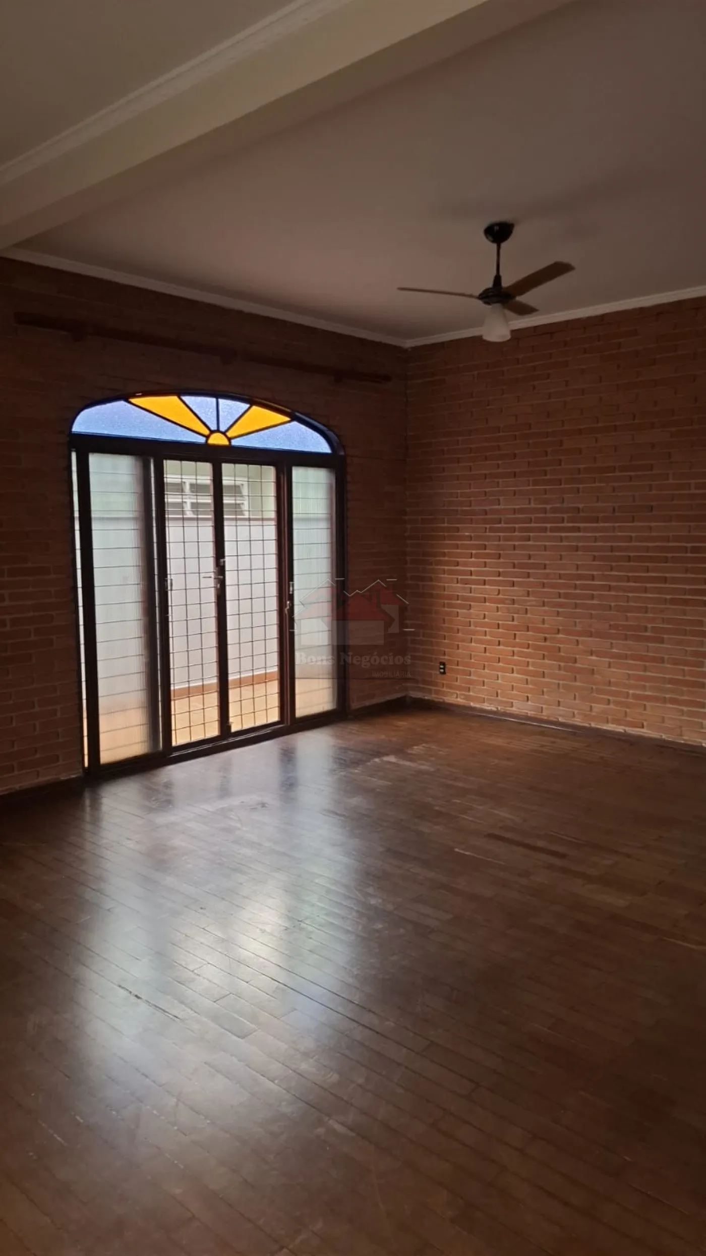 Alugar Casa / Padr&atilde;o em Ribeir&atilde;o Preto R$ 3.000,00 - Foto 3