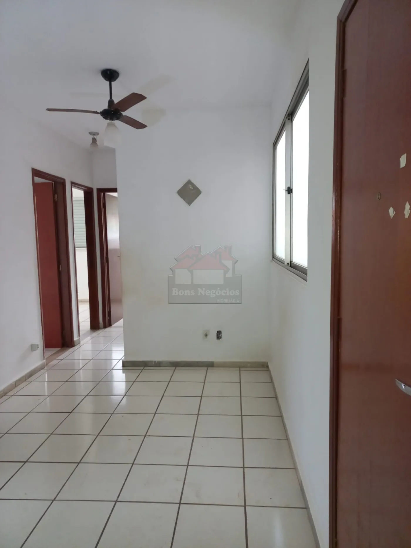 Alugar Apartamento / Aluguel em Ribeir&atilde;o Preto R$ 1.100,00 - Foto 1