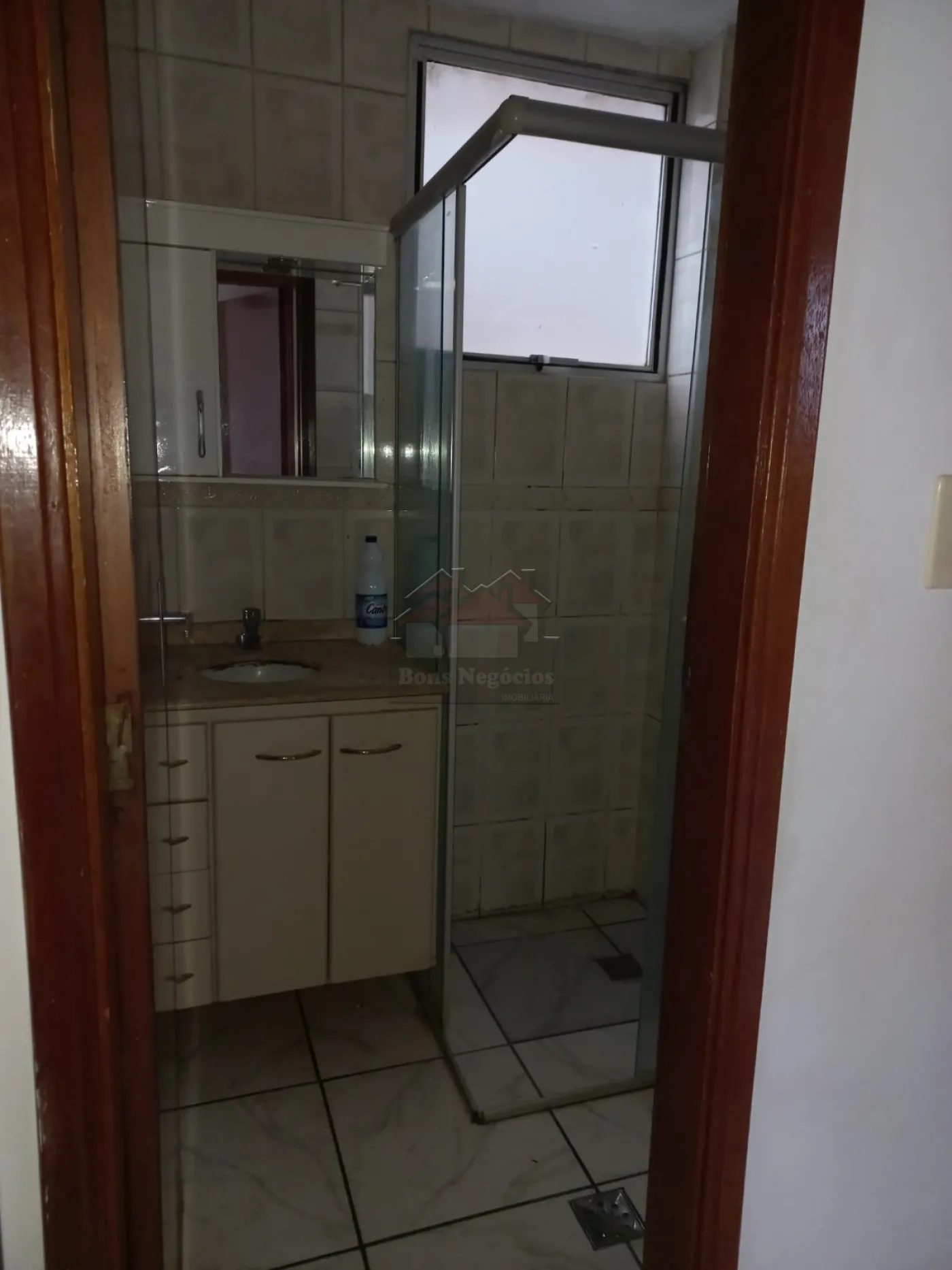 Alugar Apartamento / Aluguel em Ribeir&atilde;o Preto R$ 1.100,00 - Foto 6