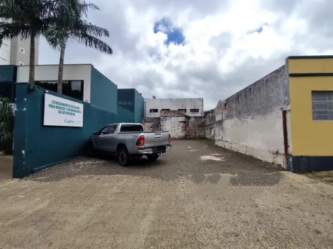 Marilia Cascata Area Locacao R$ 3.350,00  Area do terreno 182.00m2 
