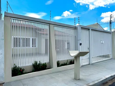 Marilia Somenzari Casa Venda R$900.000,00 3 Dormitorios 4 Vagas Area do terreno 1.00m2 Area construida 400.00m2