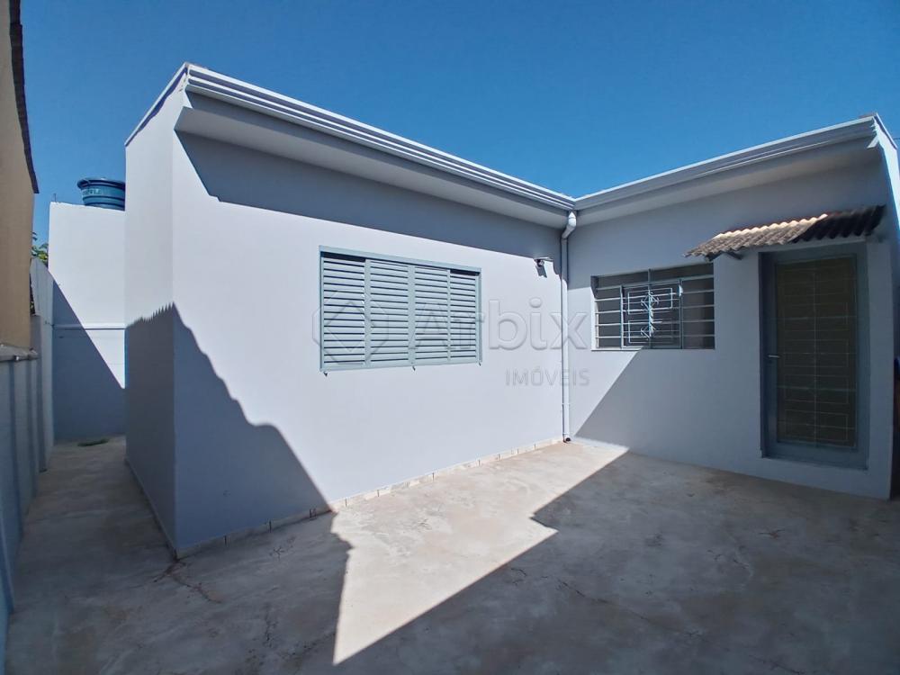 Alugar Casa / Residencial em Americana R$ 1.000,00 - Foto 1