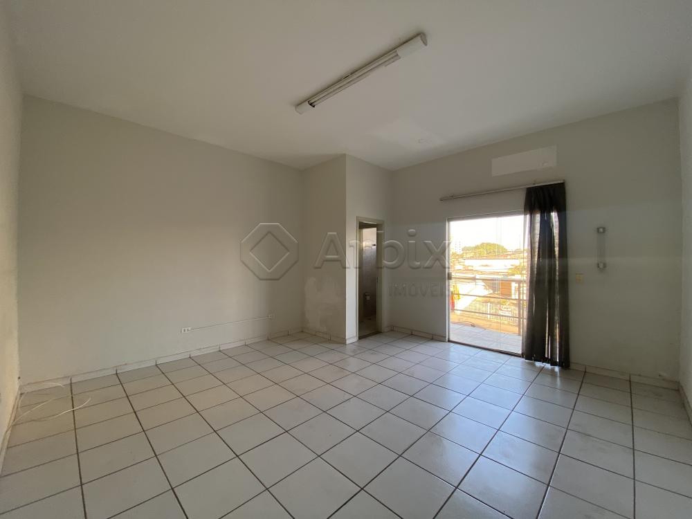 Alugar Comercial / Sala Comercial em Americana R$ 1.000,00 - Foto 1