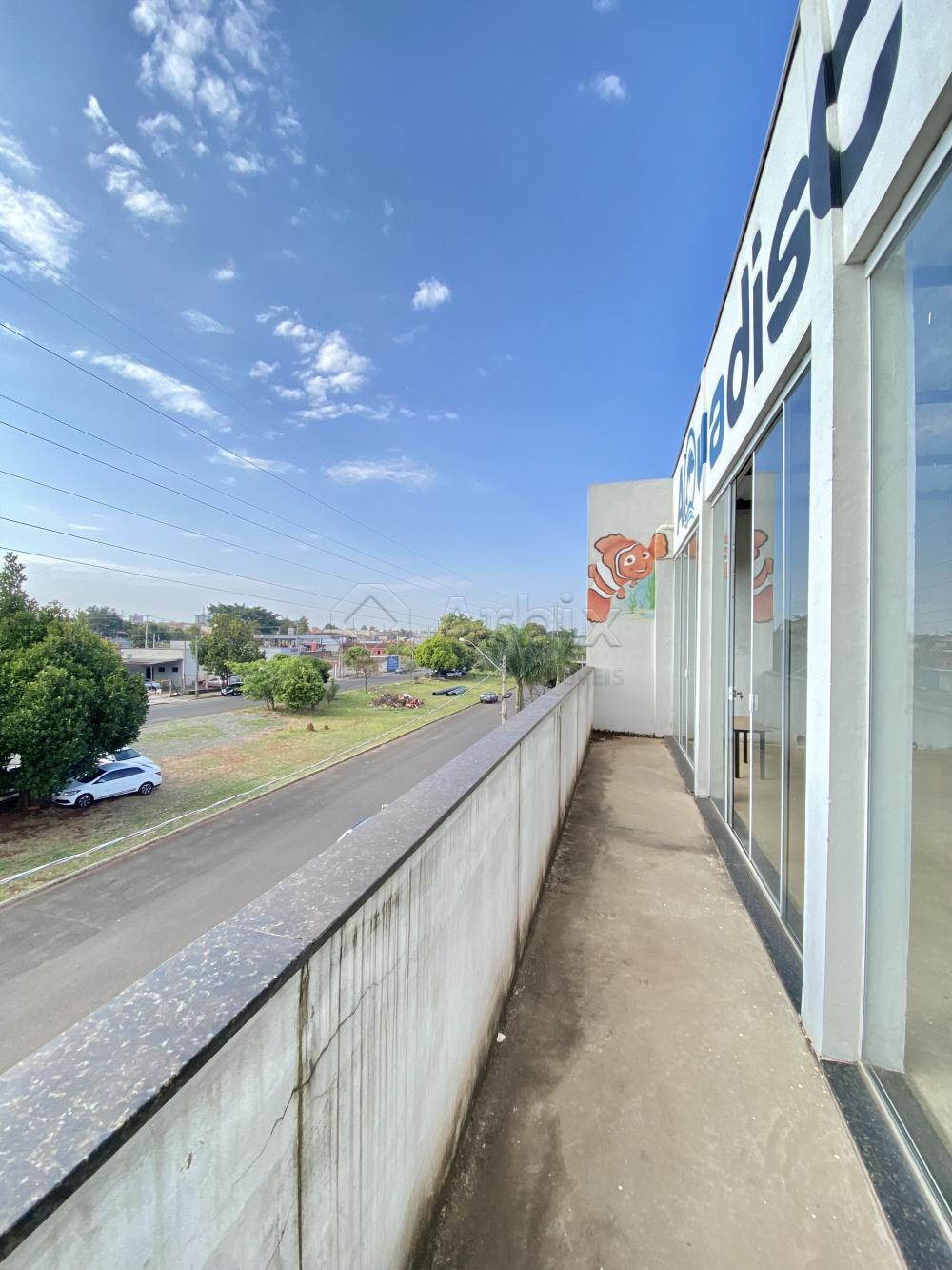 Alugar Comercial / Sal&atilde;o Comercial em Santa B&aacute;rbara D`Oeste R$ 3.000,00 - Foto 4