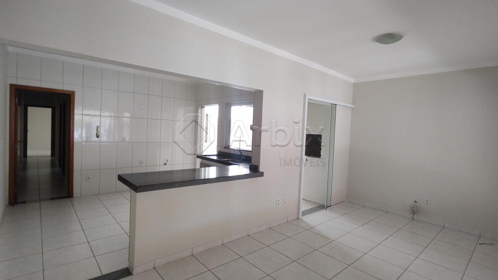 Alugar Casa / Residencial em Americana R$ 3.200,00 - Foto 3