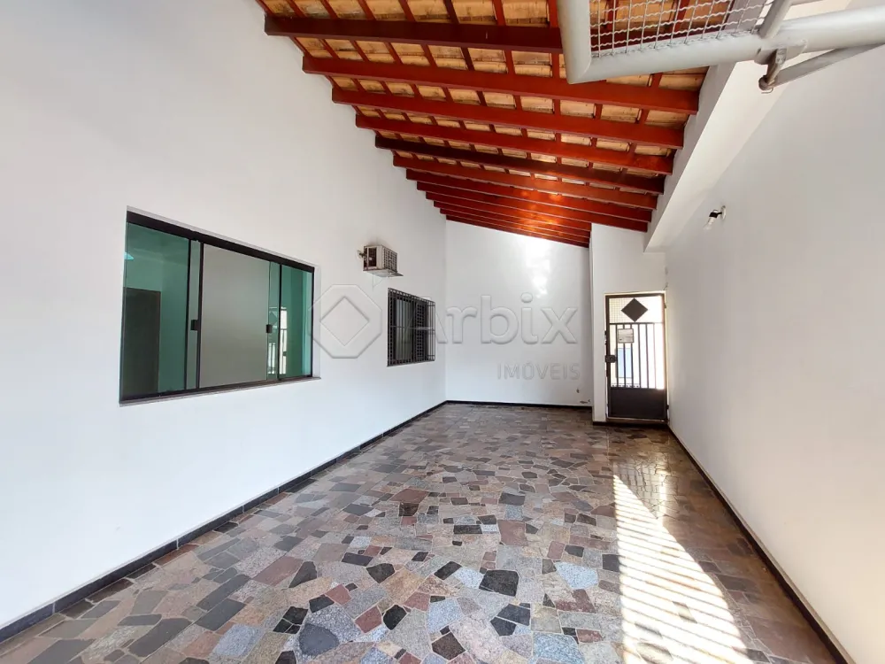Alugar Casa / Misto em Americana R$ 2.800,00 - Foto 1