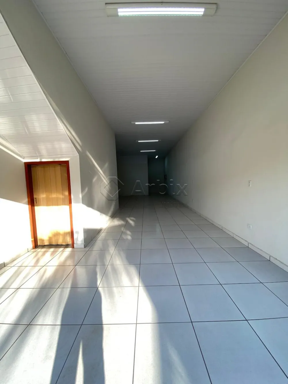 Alugar Comercial / Sal&atilde;o Comercial em Americana R$ 2.400,00 - Foto 4