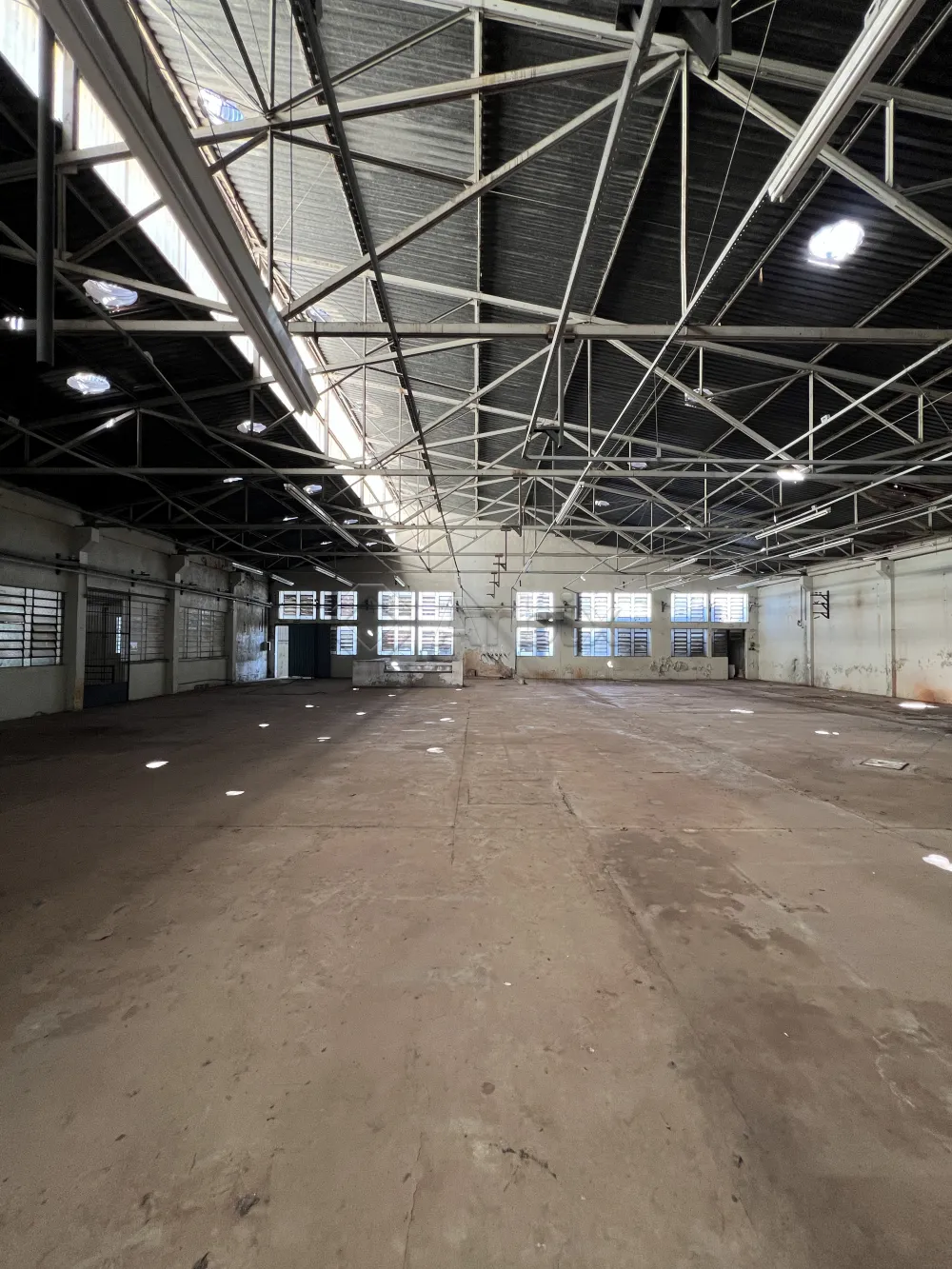 Alugar Comercial / Sal&atilde;o Industrial em Americana R$ 80.000,00 - Foto 20