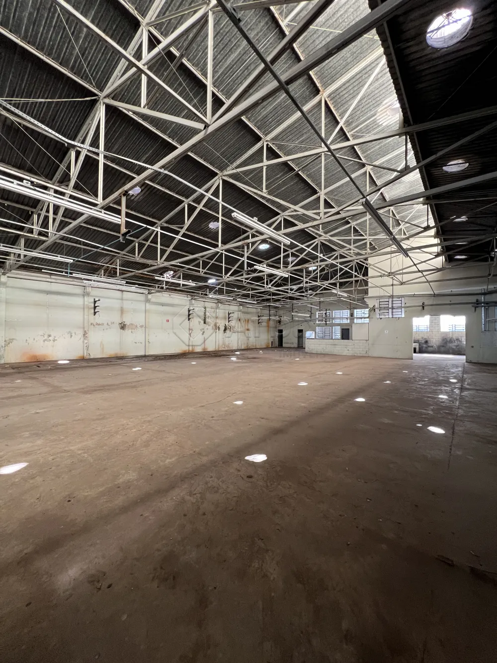 Alugar Comercial / Sal&atilde;o Industrial em Americana R$ 80.000,00 - Foto 22