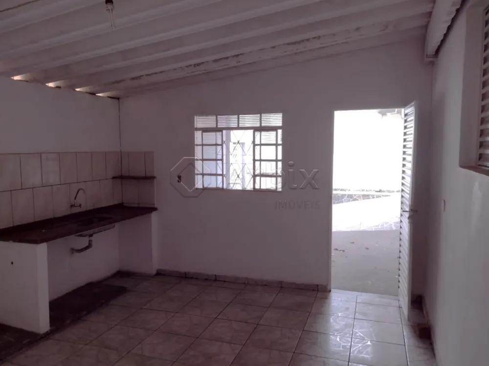 Alugar Casa / Residencial em Santa B&aacute;rbara D`Oeste R$ 1.300,00 - Foto 5