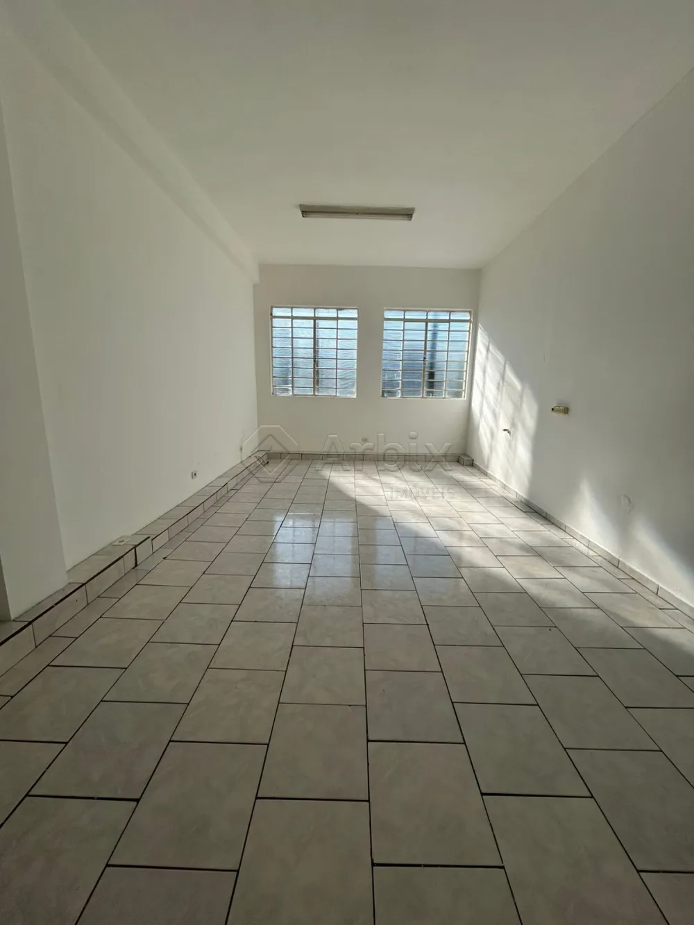 Alugar Comercial / Sala Comercial em Americana R$ 1.100,00 - Foto 1