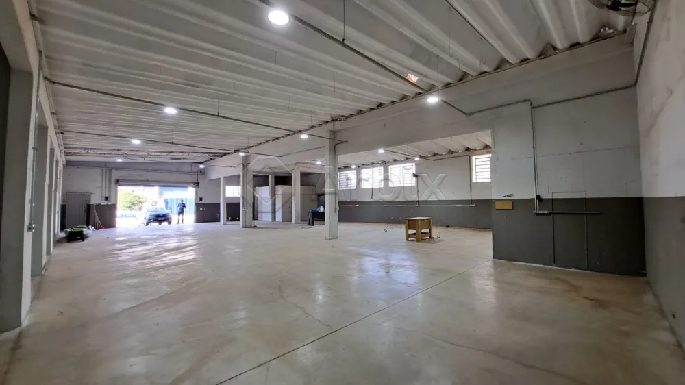 Alugar Comercial / Sal&atilde;o Comercial em Santa B&aacute;rbara D`Oeste R$ 6.000,00 - Foto 1