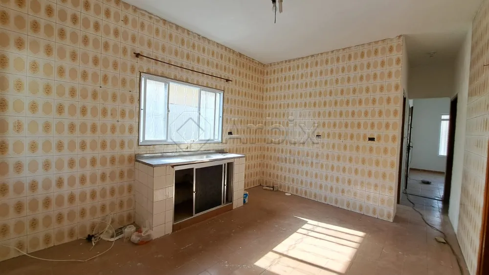 Alugar Casa / Residencial em Santa B&aacute;rbara D`Oeste R$ 1.700,00 - Foto 4