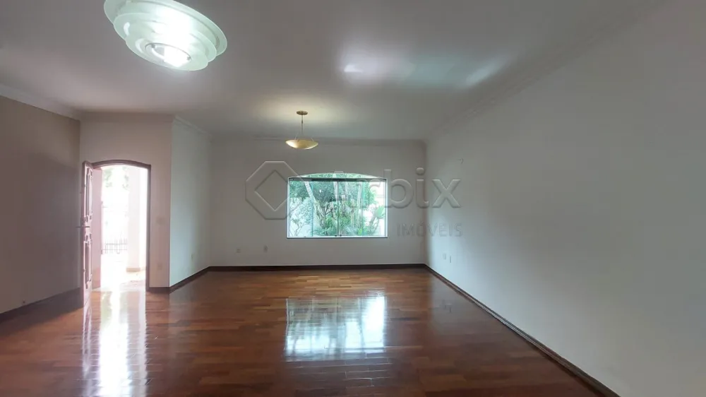 Alugar Casa / Residencial em Americana R$ 5.500,00 - Foto 1