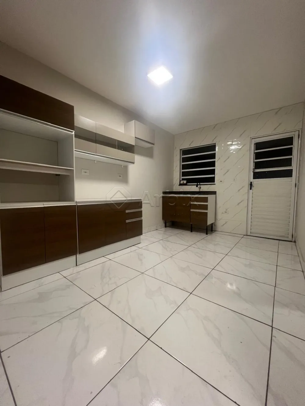Alugar Casa / Condom&iacute;nio em Nova Odessa R$ 1.800,00 - Foto 3