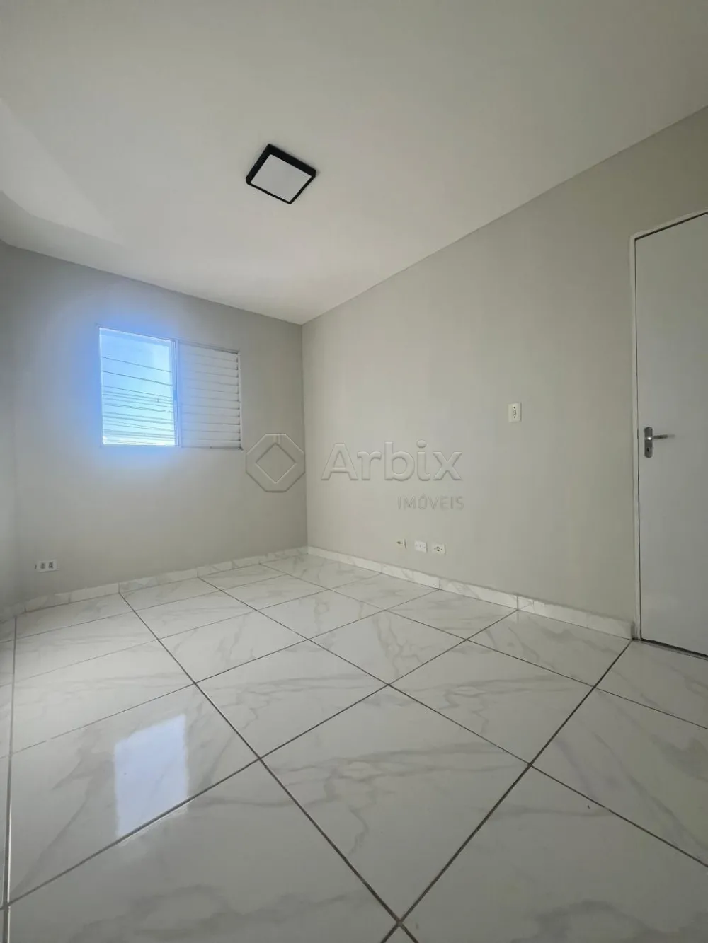 Alugar Casa / Condom&iacute;nio em Nova Odessa R$ 1.800,00 - Foto 5