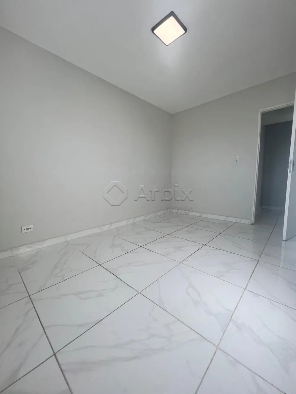 Alugar Casa / Condom&iacute;nio em Nova Odessa R$ 1.800,00 - Foto 9