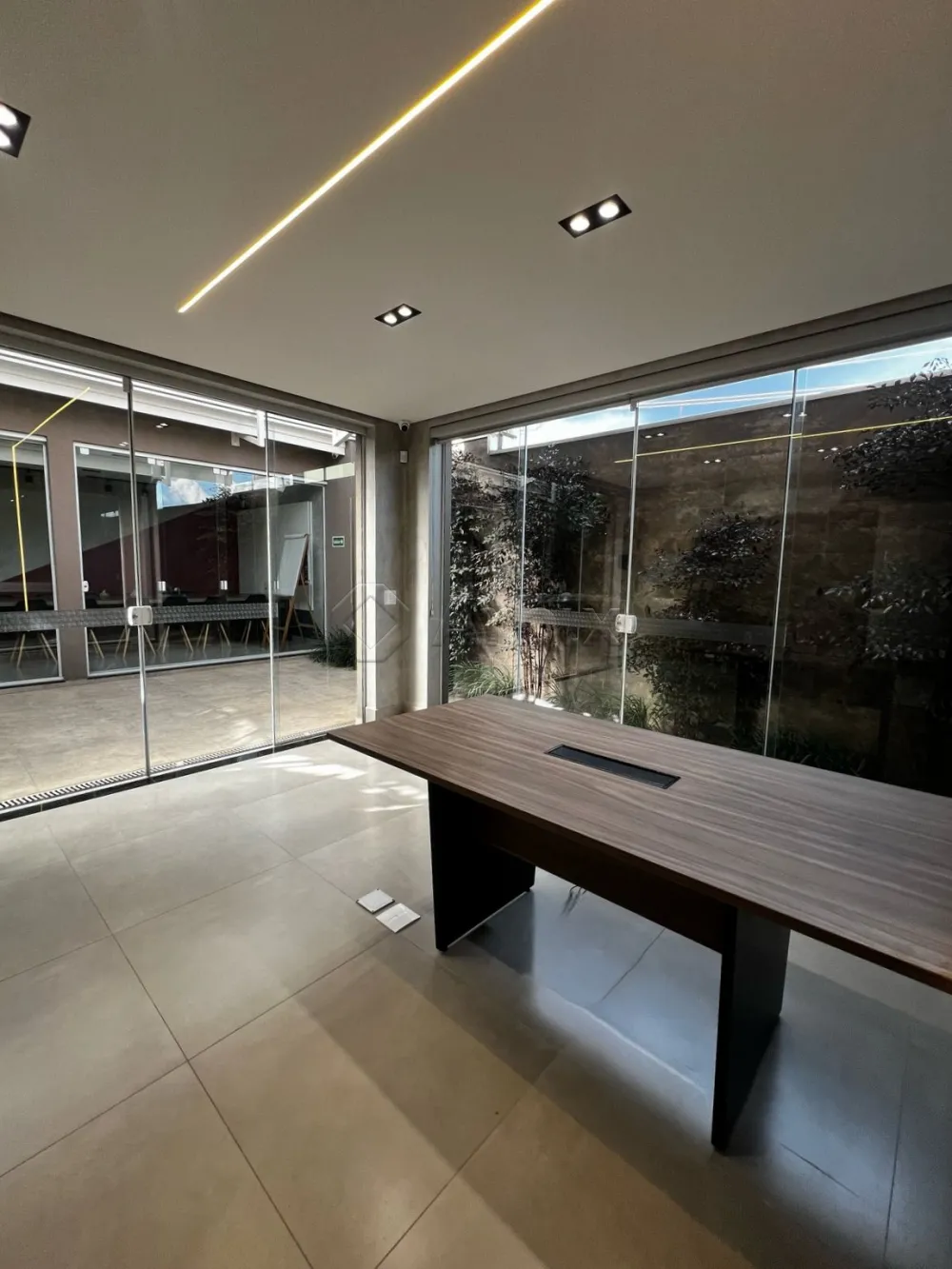 Alugar Comercial / Predial em Americana R$ 15.000,00 - Foto 6