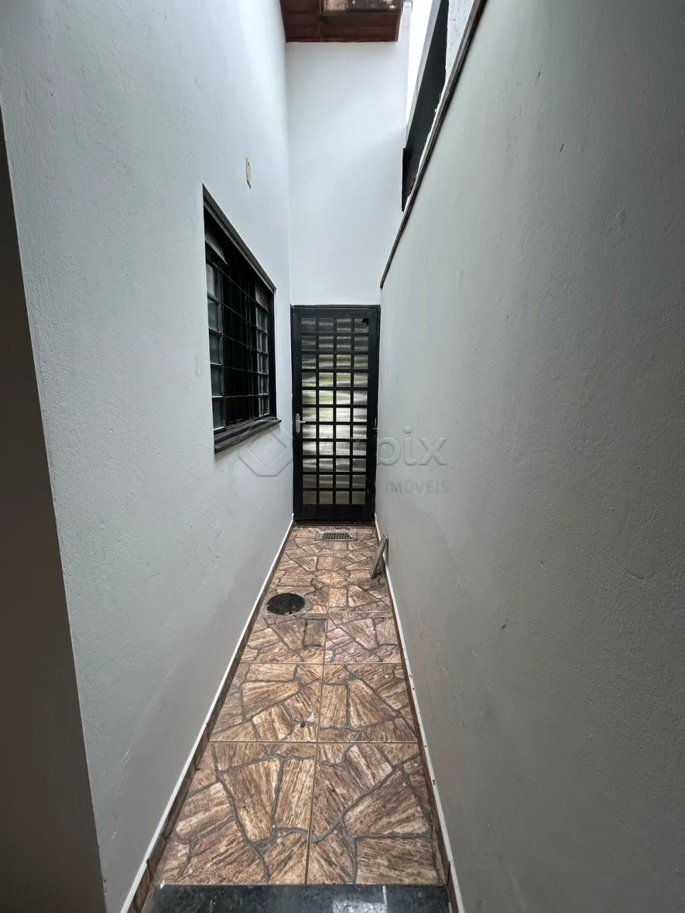 Alugar Casa / Residencial em Santa B&aacute;rbara D`Oeste R$ 1.800,00 - Foto 6