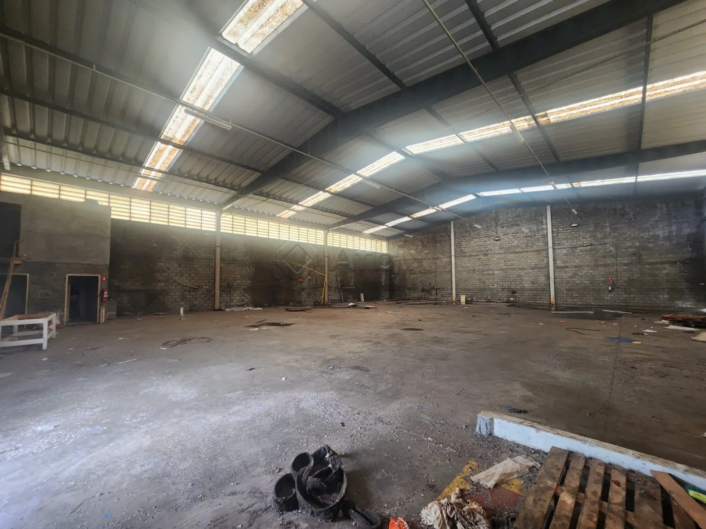 Alugar Comercial / Sal&atilde;o Industrial em Limeira R$ 18.000,00 - Foto 7