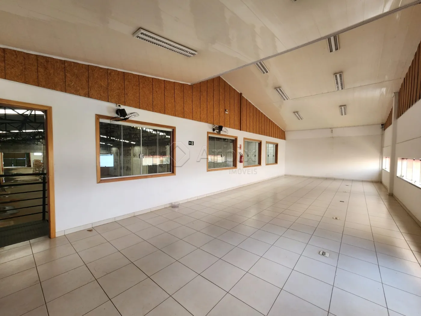 Alugar Comercial / Sal&atilde;o Industrial em Americana R$ 15.000,00 - Foto 4