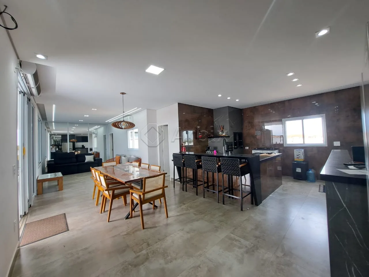 Alugar Comercial / Casa Comercial em Nova Odessa R$ 3.500,00 - Foto 1