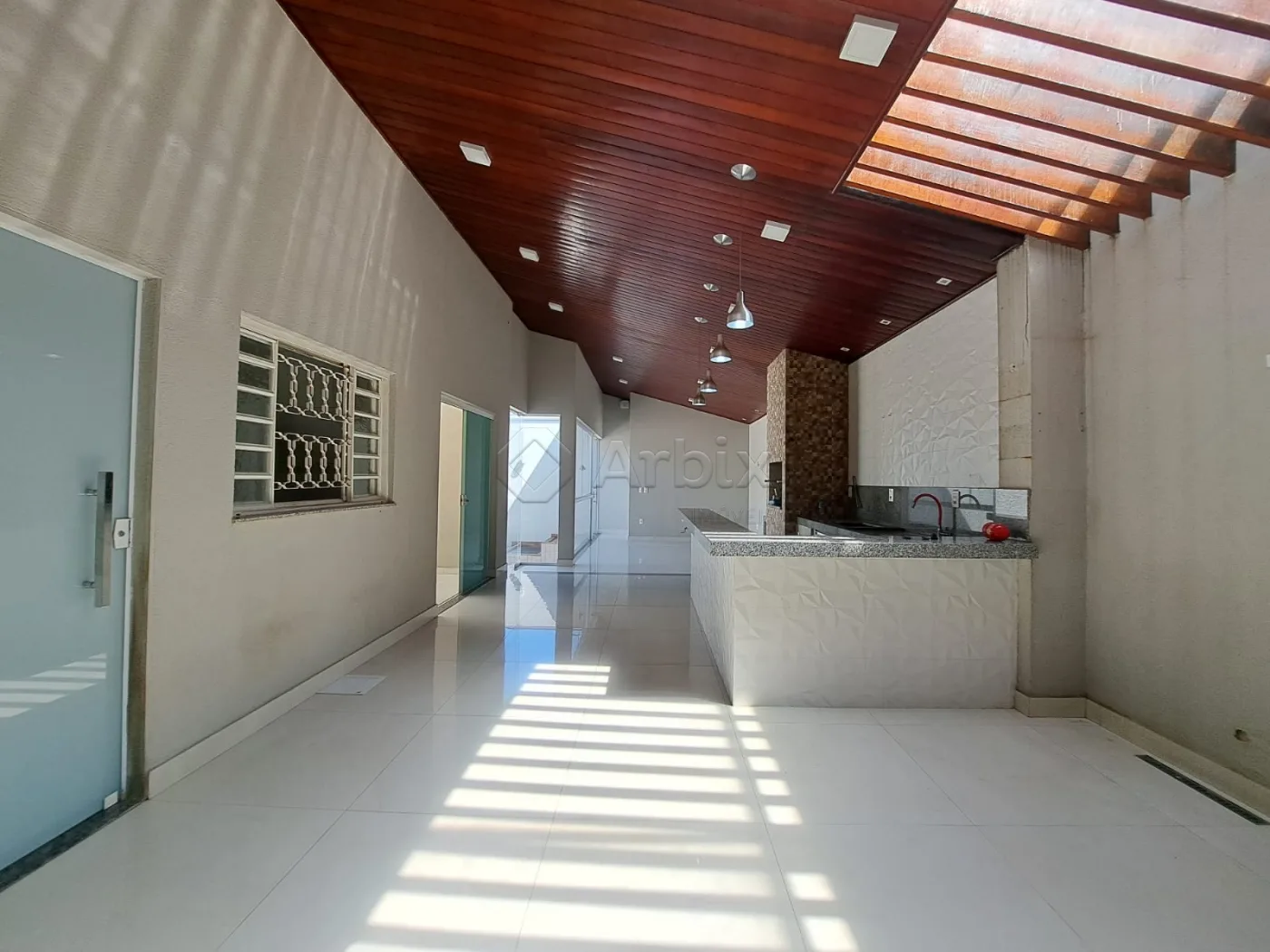 Alugar Casa / Residencial em Santa B&aacute;rbara D`Oeste R$ 5.500,00 - Foto 2