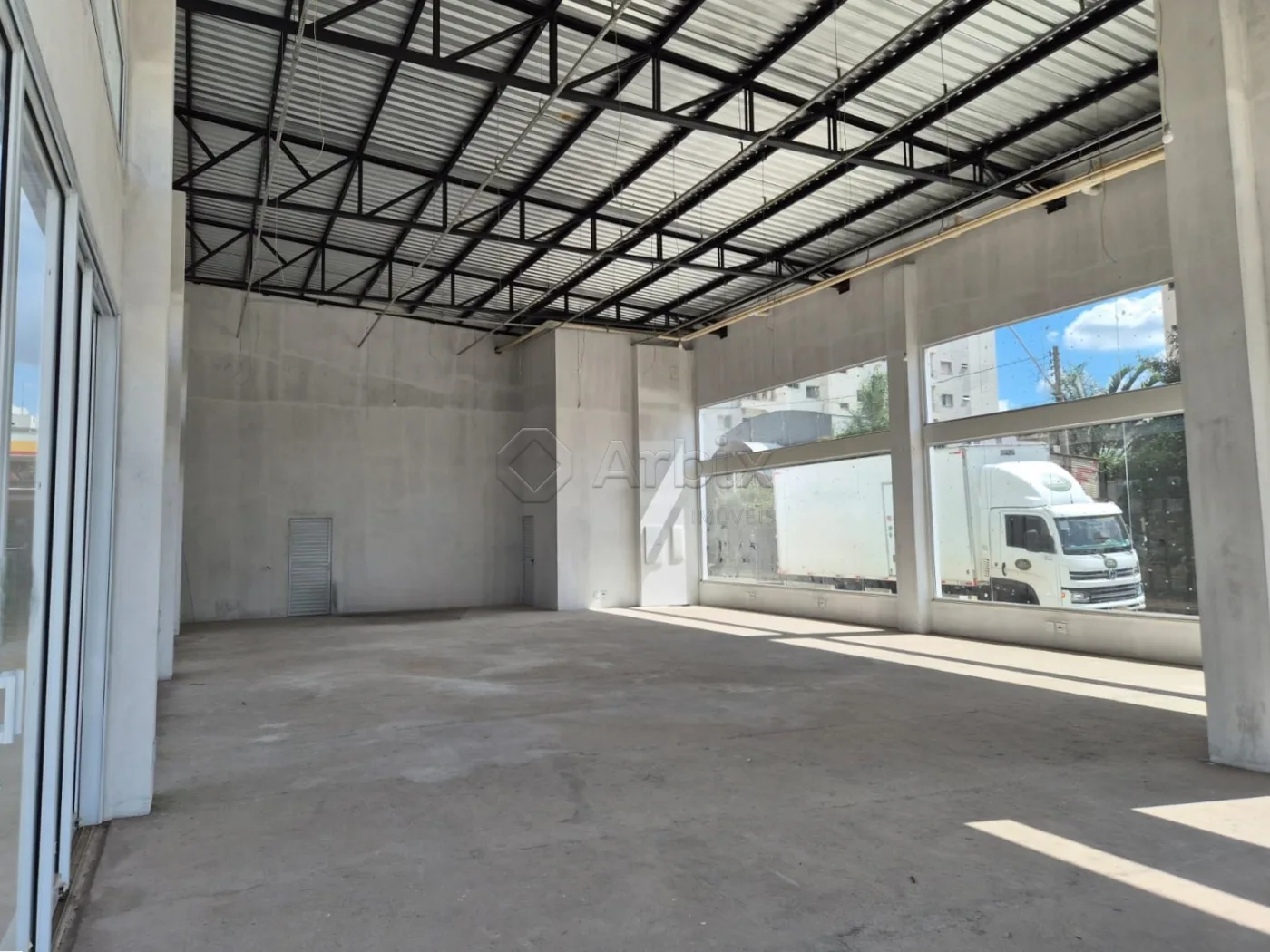 Alugar Comercial / Sal&atilde;o Comercial em Americana R$ 25.000,00 - Foto 5