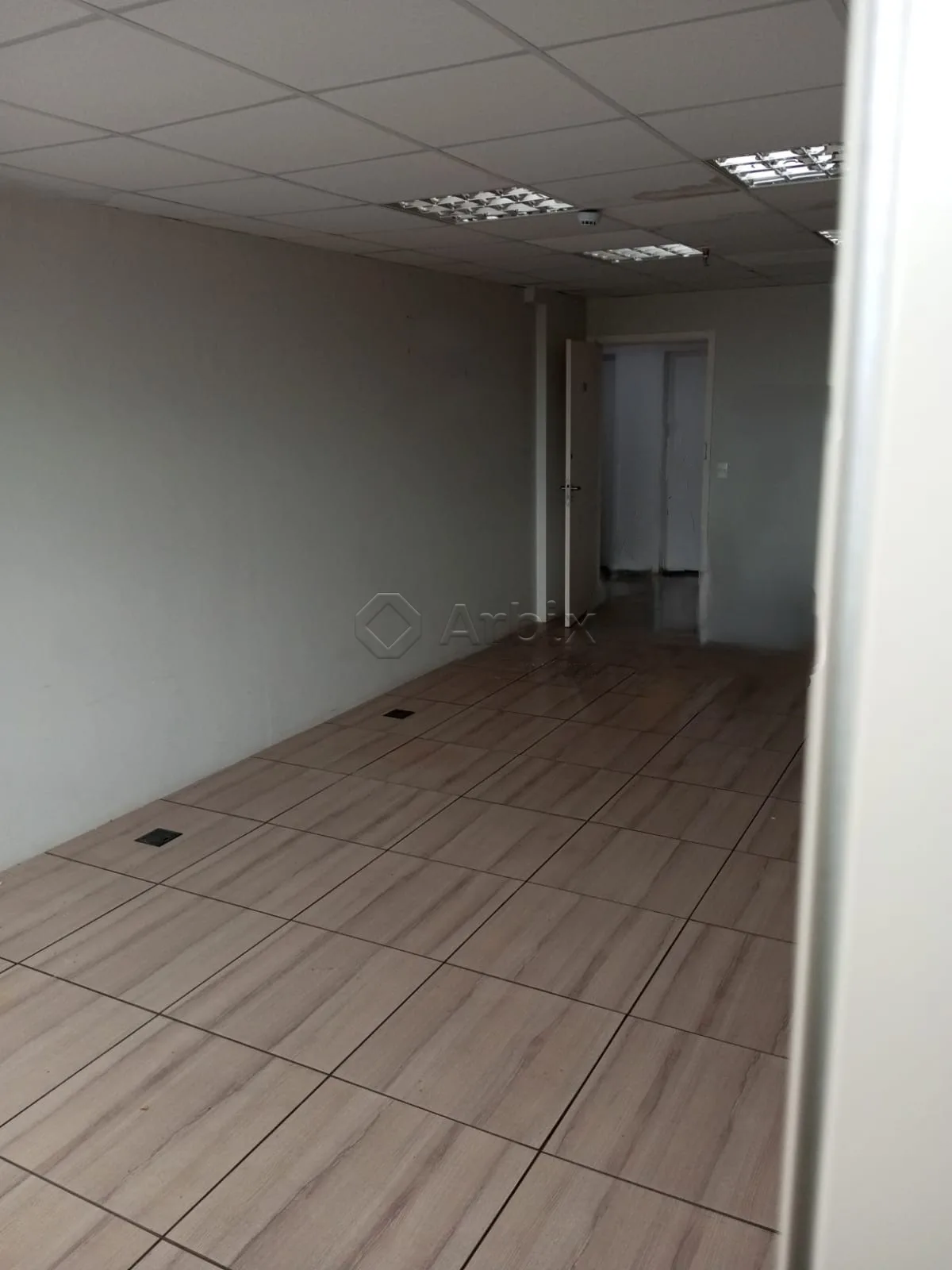 Alugar Comercial / Sala Comercial em Condom&iacute;nio em Americana R$ 2.200,00 - Foto 3