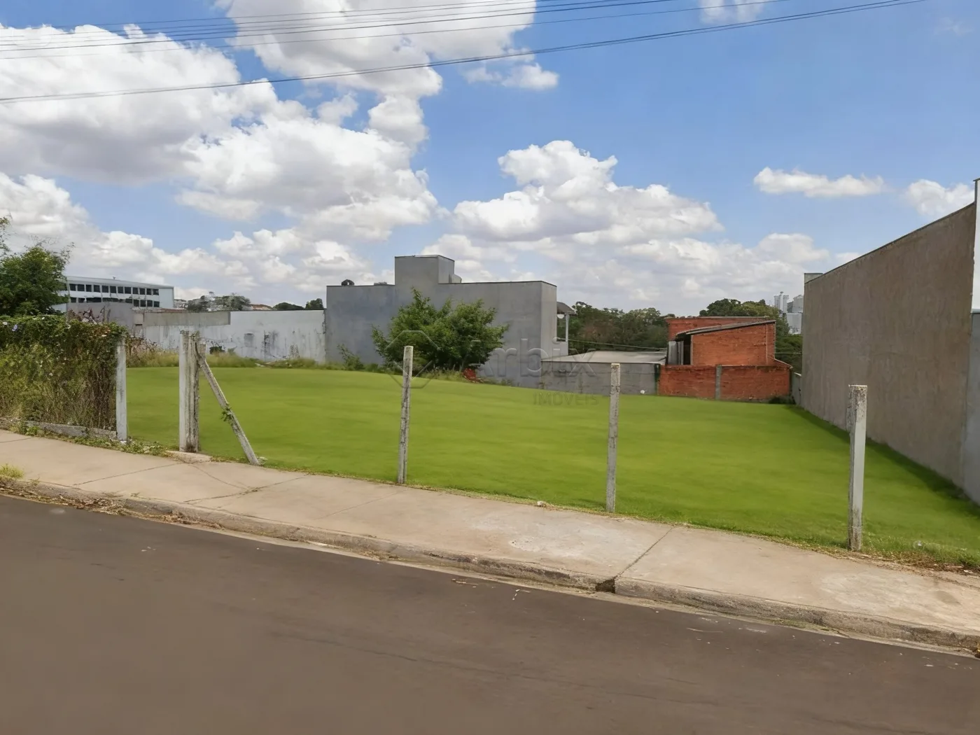 Comprar Terreno / Residencial em Americana R$ 370.000,00 - Foto 1
