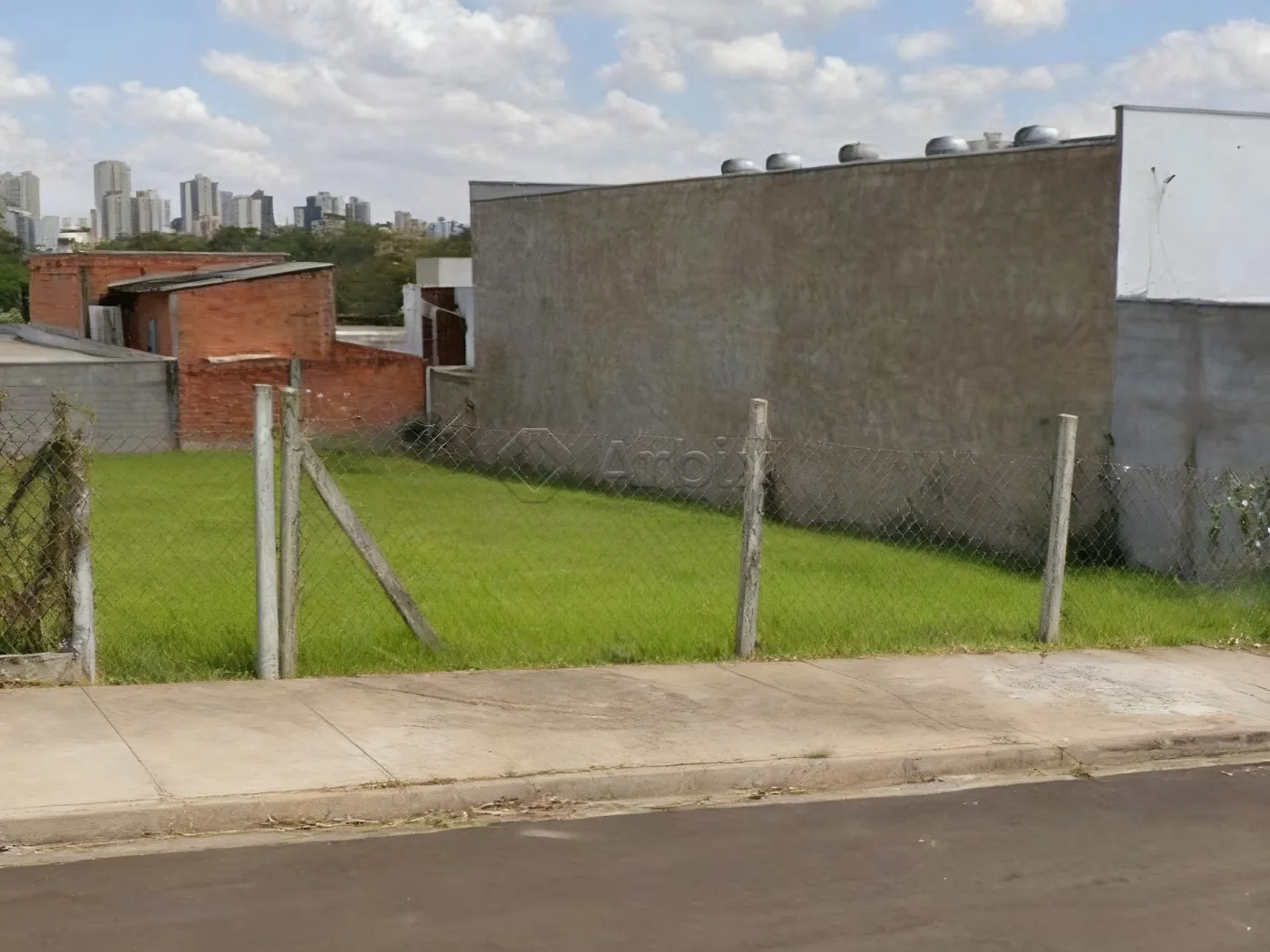 Comprar Terreno / Residencial em Americana R$ 370.000,00 - Foto 3