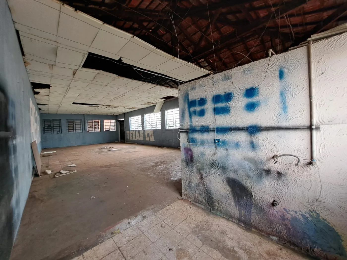 Alugar Comercial / Sal&atilde;o Comercial em Americana R$ 2.000,00 - Foto 13