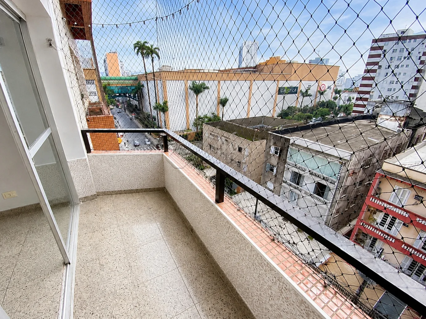 Comprar Apartamento / Apartamento em S&atilde;o Vicente R$ 650.000,00 - Foto 2