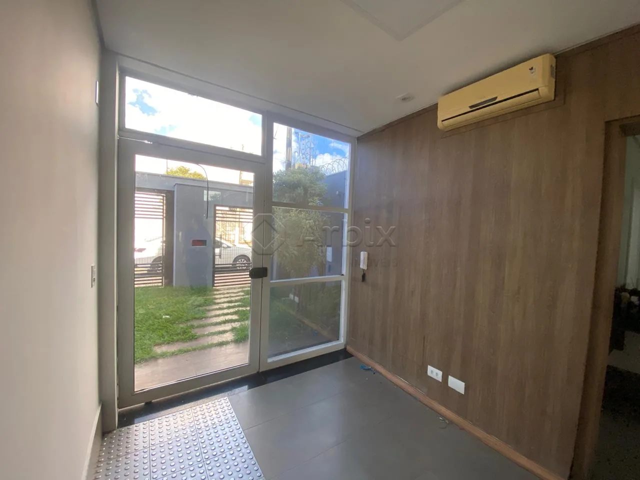 Alugar Comercial / Casa Comercial em Americana R$ 3.500,00 - Foto 1