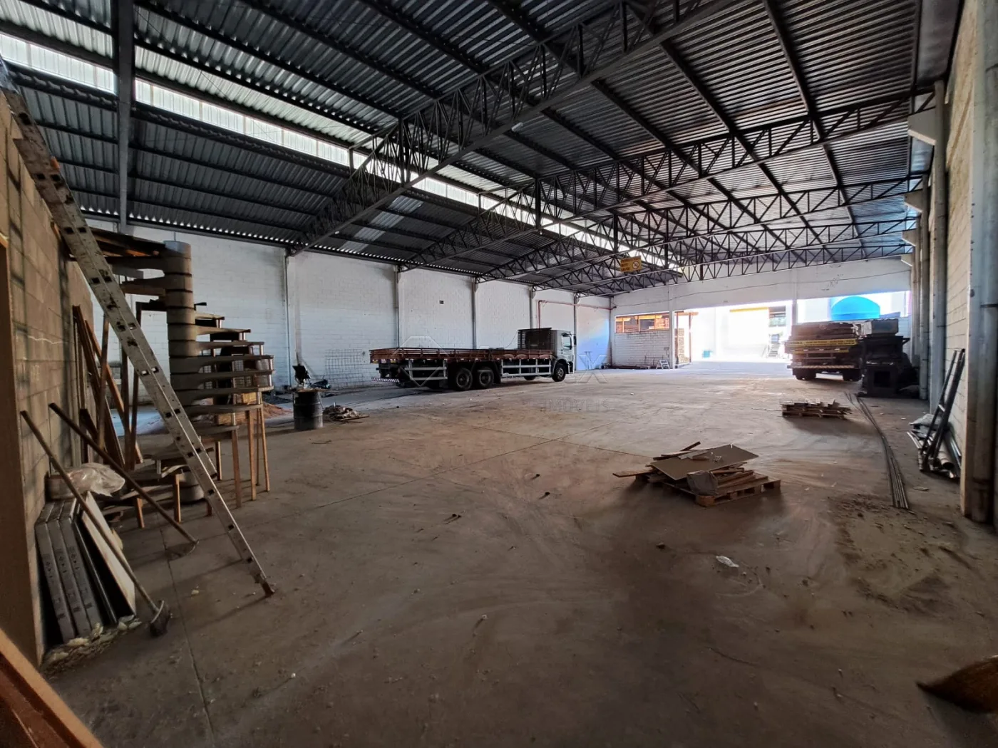 Alugar Comercial / Sal&atilde;o Industrial em Americana R$ 15.000,00 - Foto 2