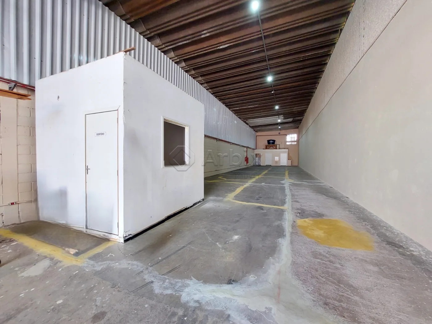 Alugar Comercial / Sal&atilde;o Comercial em Americana R$ 5.500,00 - Foto 1