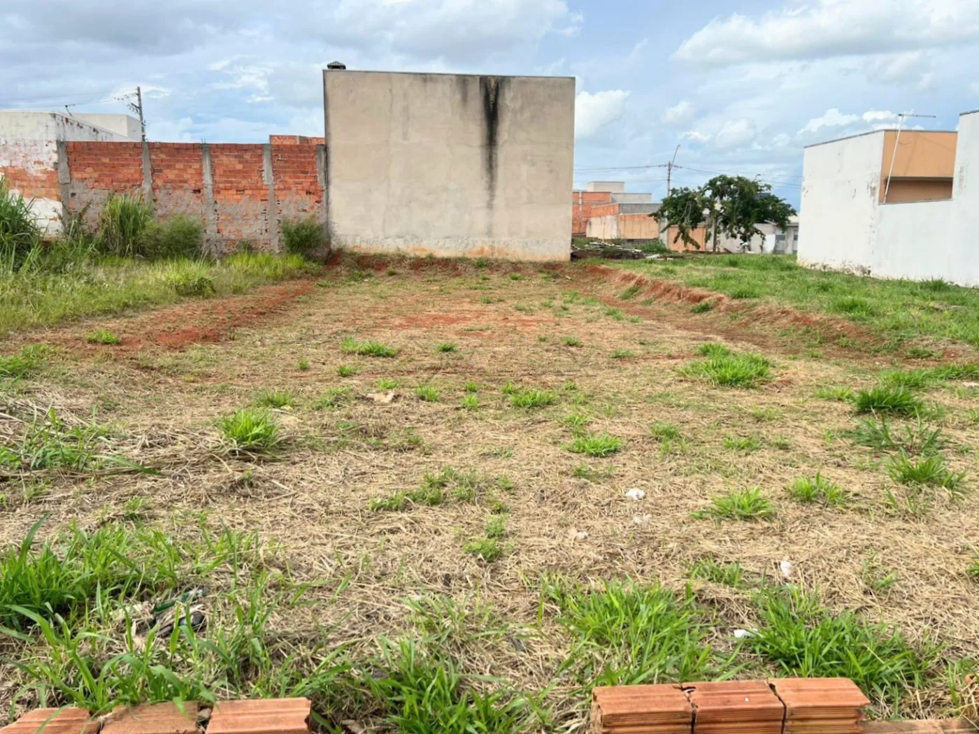 Comprar Terreno / Residencial em Nova Odessa R$ 155.000,00 - Foto 2