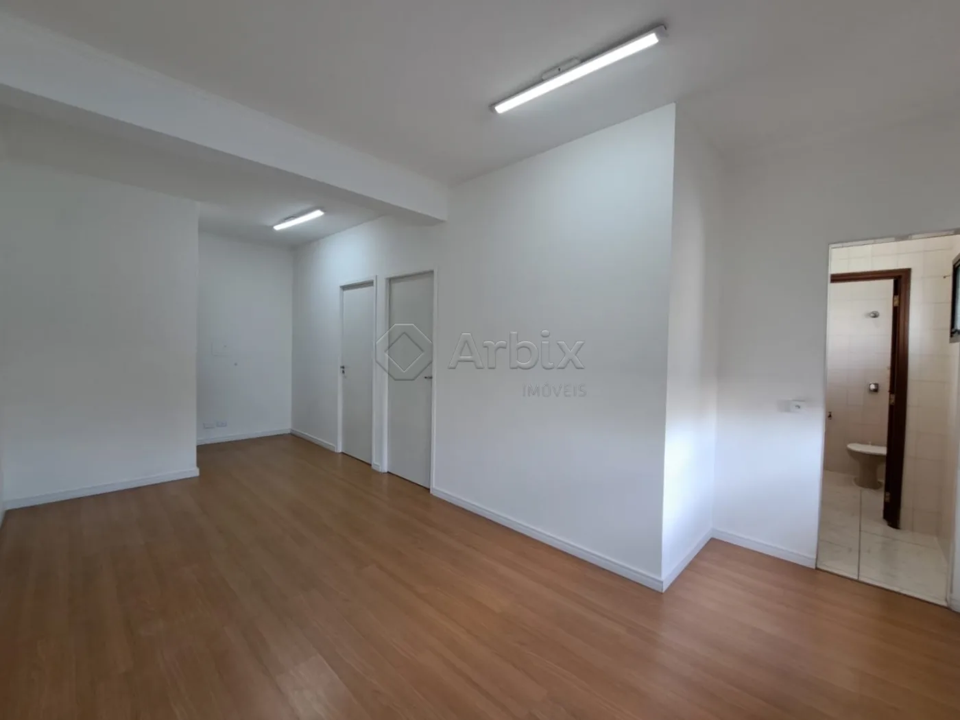 Alugar Comercial / Sala Comercial em Americana R$ 1.800,00 - Foto 2