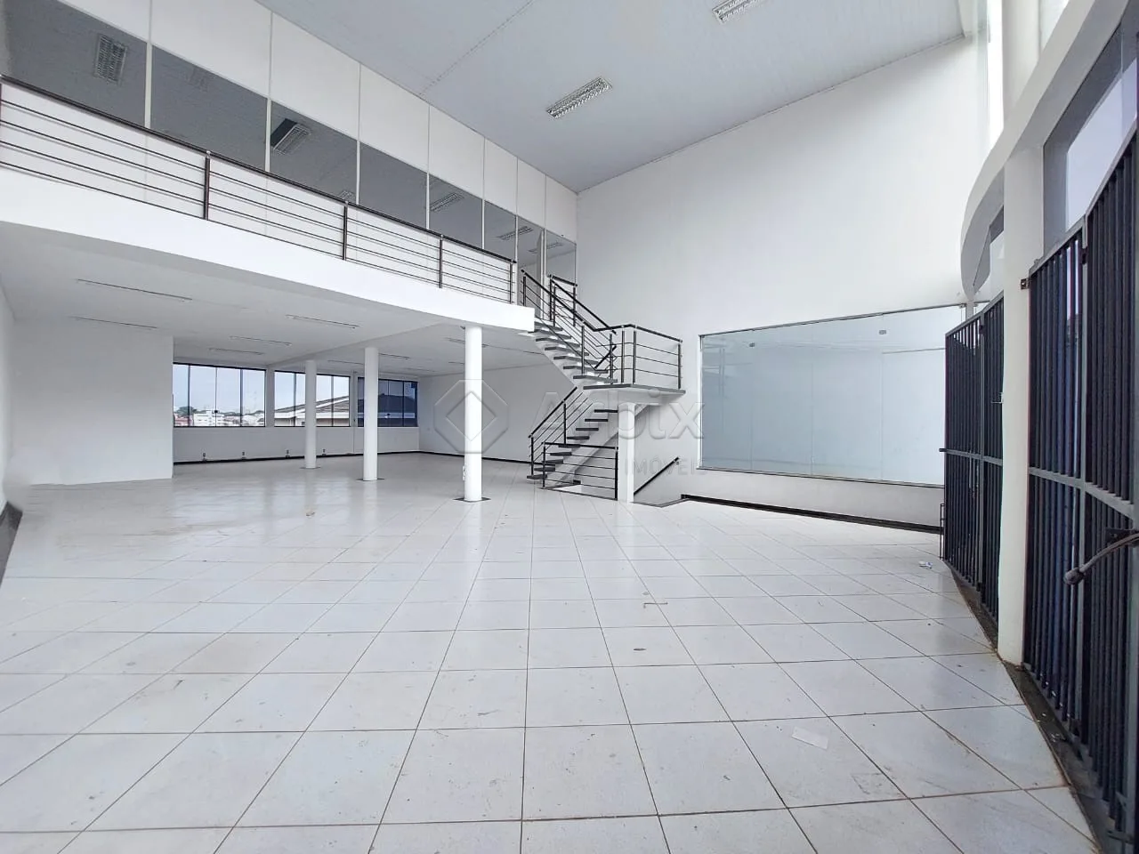 Alugar Comercial / Sal&atilde;o Comercial em Americana R$ 7.500,00 - Foto 2