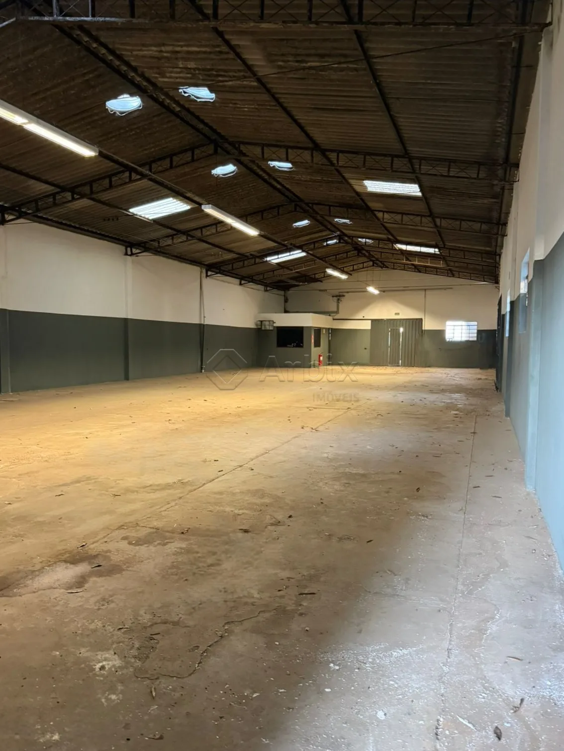 Alugar Comercial / Sal&atilde;o Comercial em Americana R$ 10.000,00 - Foto 3